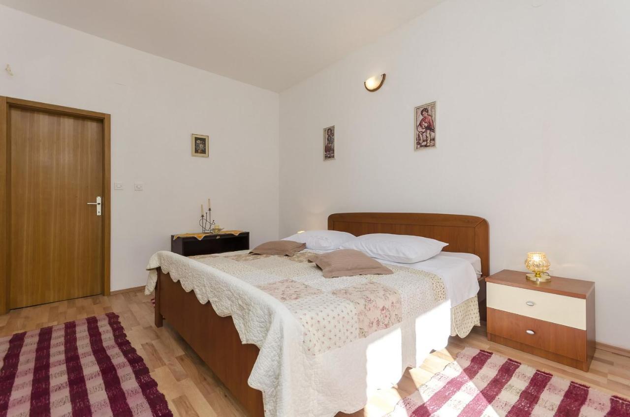Apartment And Rooms Ema Vodice Dış mekan fotoğraf