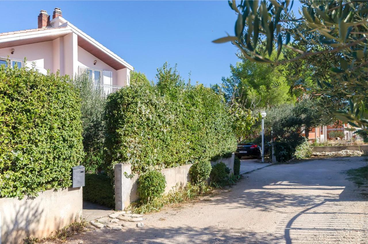 Apartment And Rooms Ema Vodice Dış mekan fotoğraf