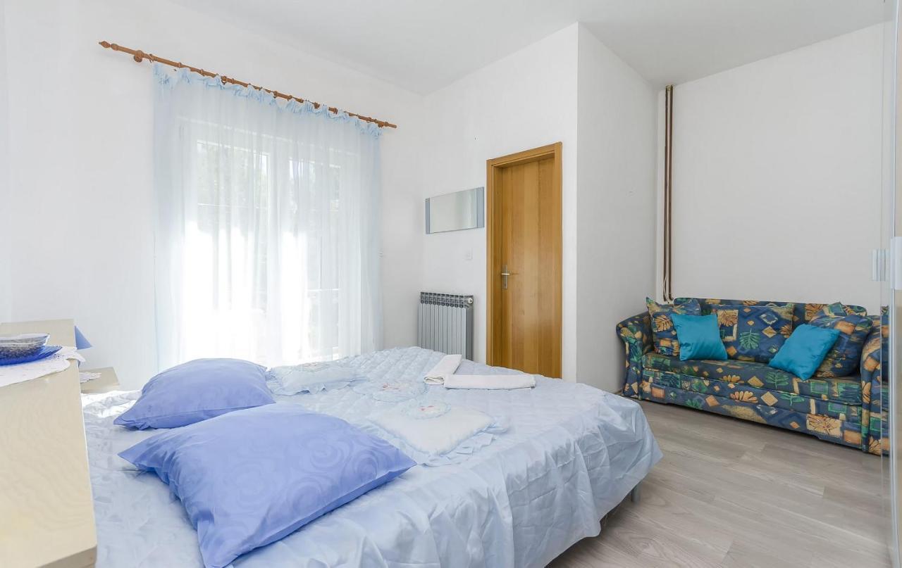 Apartment And Rooms Ema Vodice Dış mekan fotoğraf